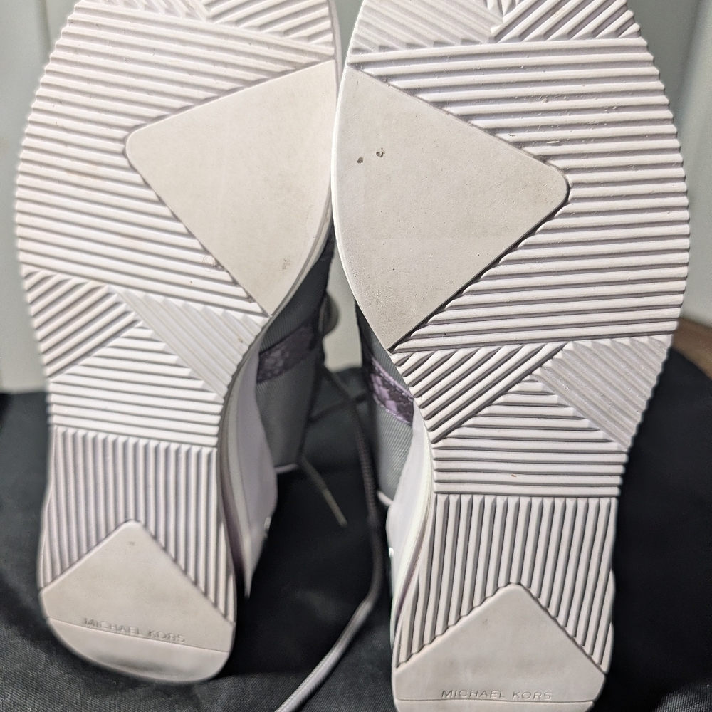 Michael Kors Liv Extreme Snakeskin Embossed Mixed Trainers. Size 8.5(W) - Picture 9 of 9